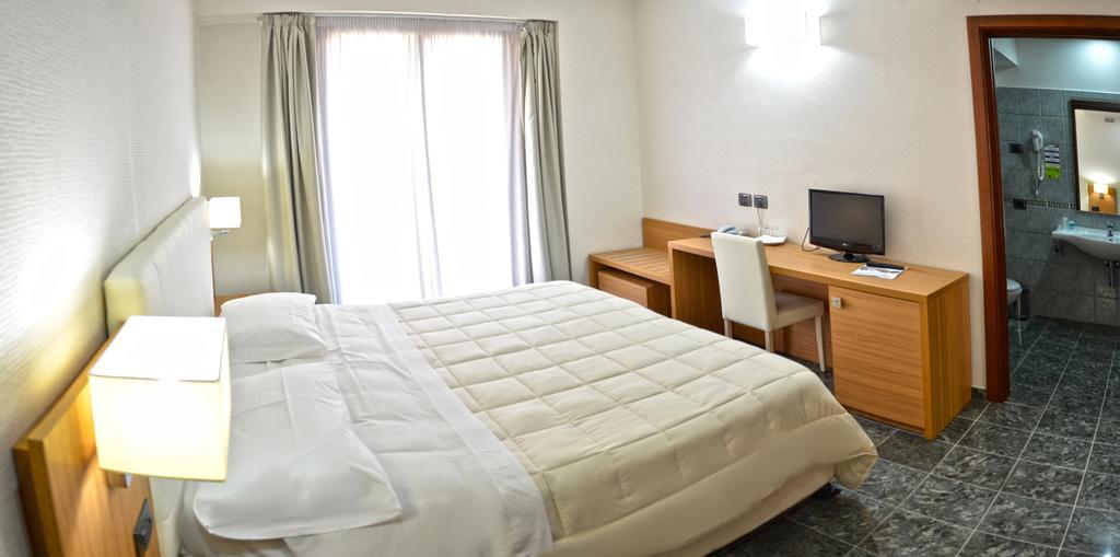 Vea Resort Hotel 메르카토 산 세베리노 객실 사진
